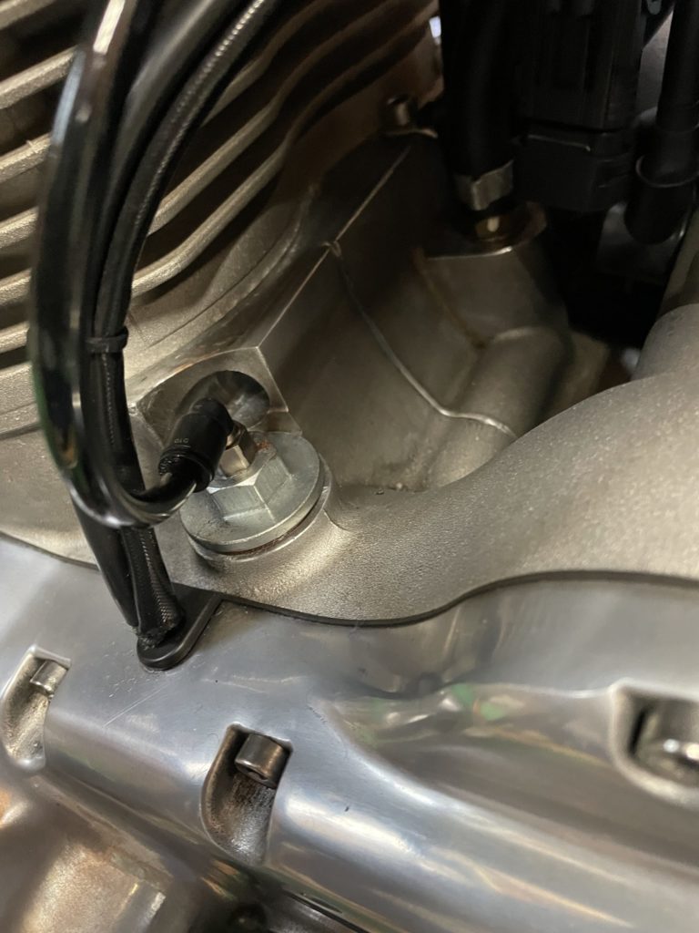 ギアオイル注入口(ﾄﾗﾝｽﾐｯｼｮﾝﾍﾞﾝﾄｷｯﾄ装着)の画像