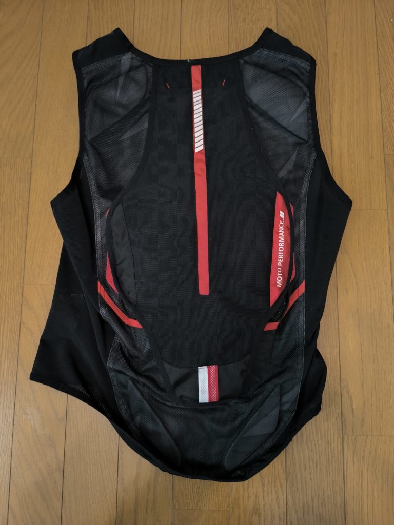 ダイネーゼプロテクターの収納例（HYODでは装着不可）